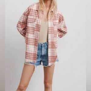 Zara faux suede top jacket shacket in a mauve tan and cream check pattern size L